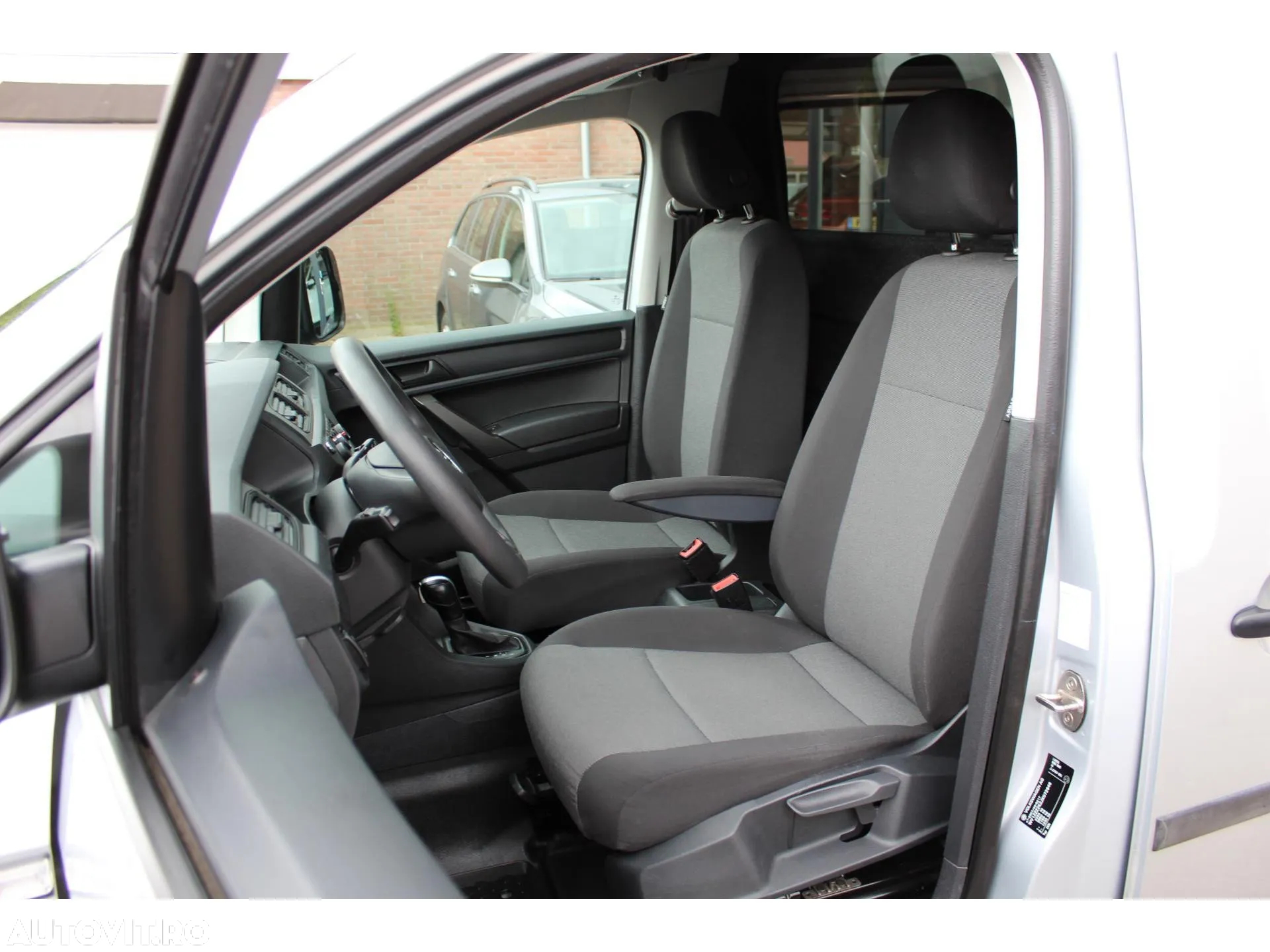 Volkswagen Caddy 1.4 BiFuel TGI (5-Si.) DSG Comfortline - 7