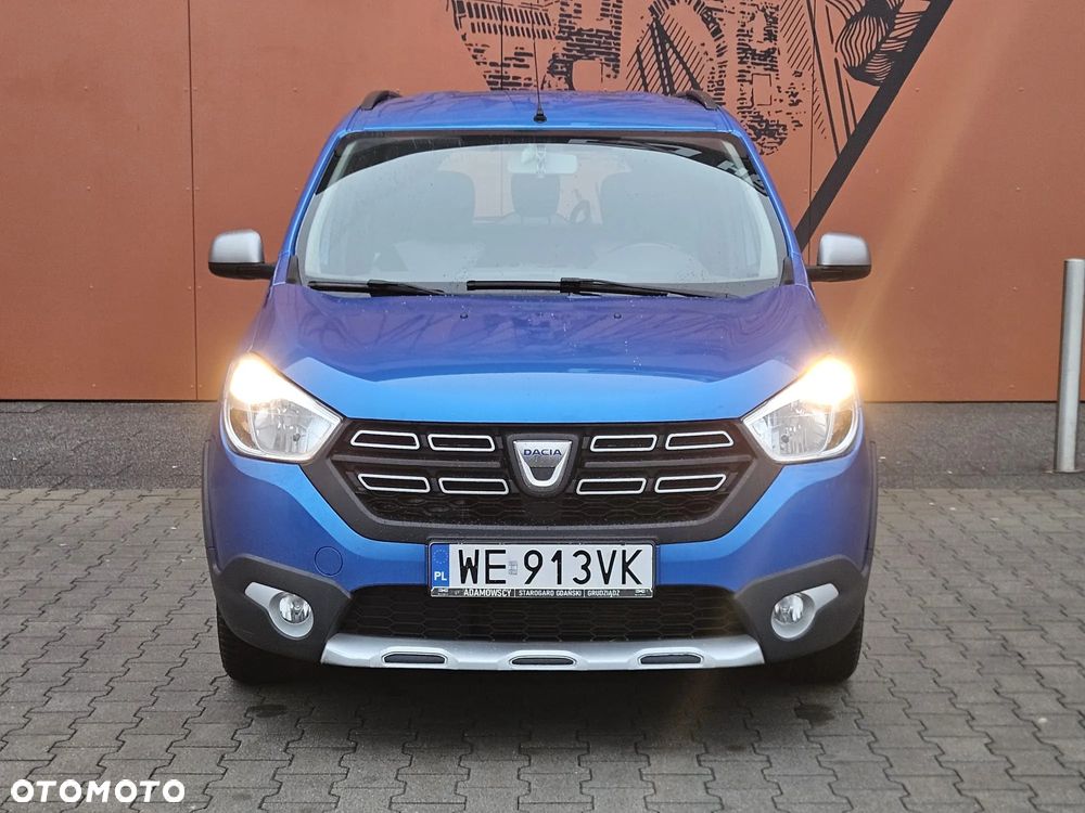 Dacia Lodgy 1.6 SCe Stepway S&S - 2