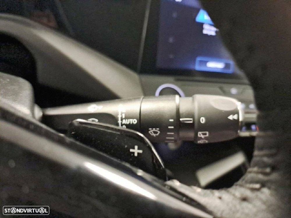 Peugeot 308 1.2 Hybrid Style e-DCS6 - 15