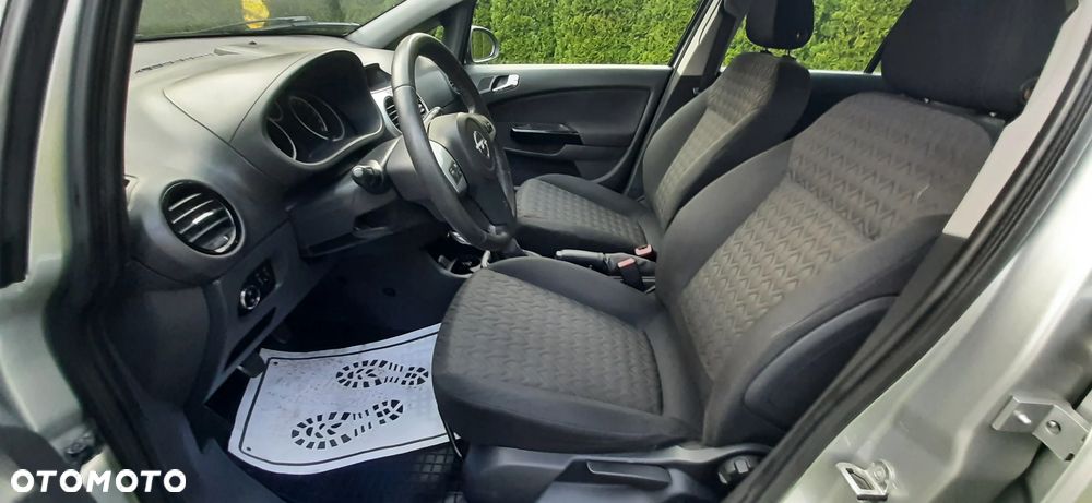 Opel Corsa - 30
