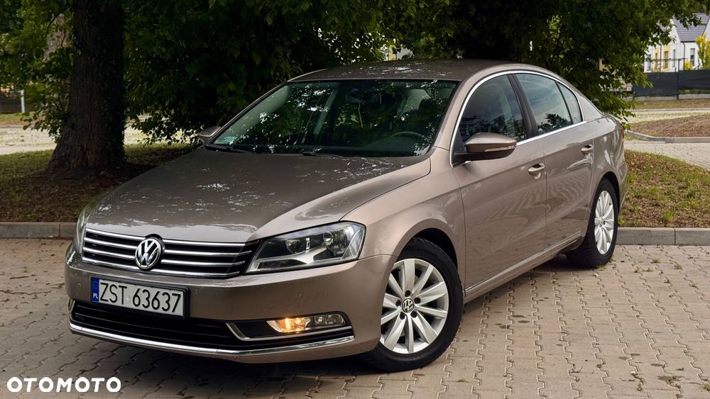 Volkswagen Passat 1.8 TSI Exclusive - 21