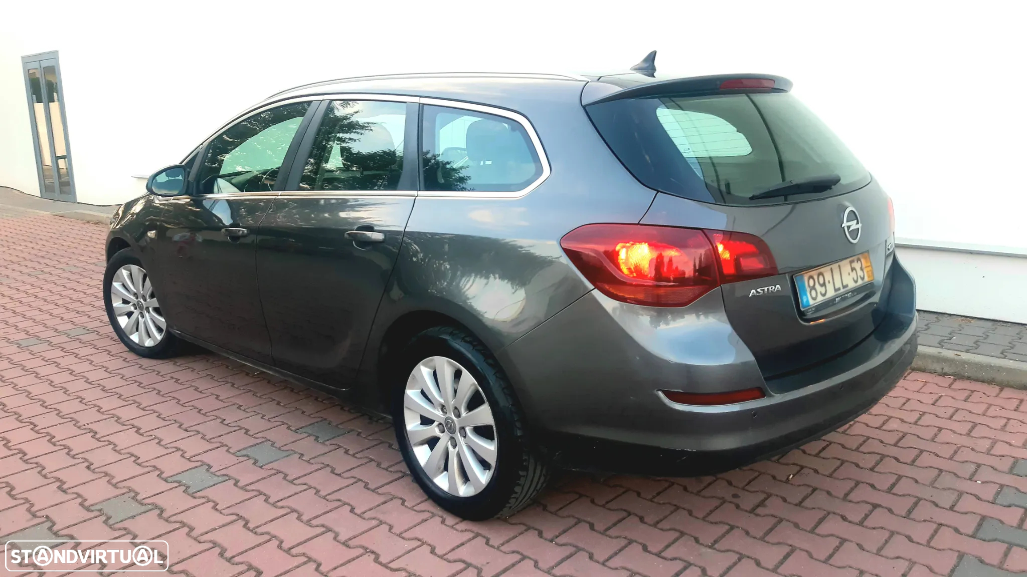 Opel Astra Sports Tourer 1.7 CDTi Cosmo - 6