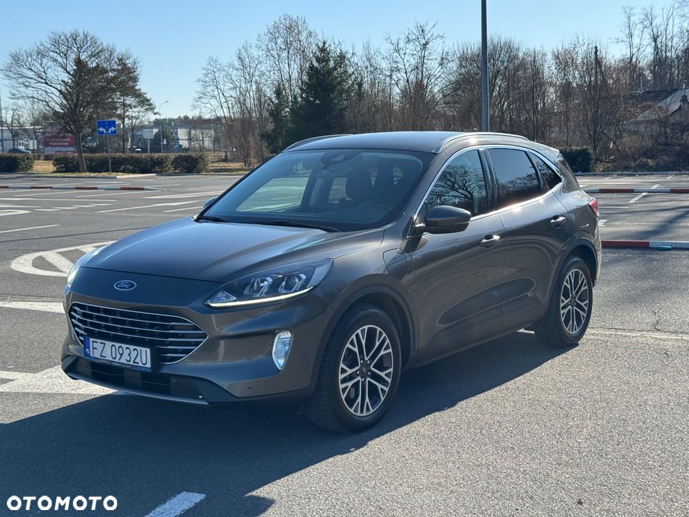 Ford Kuga - 32