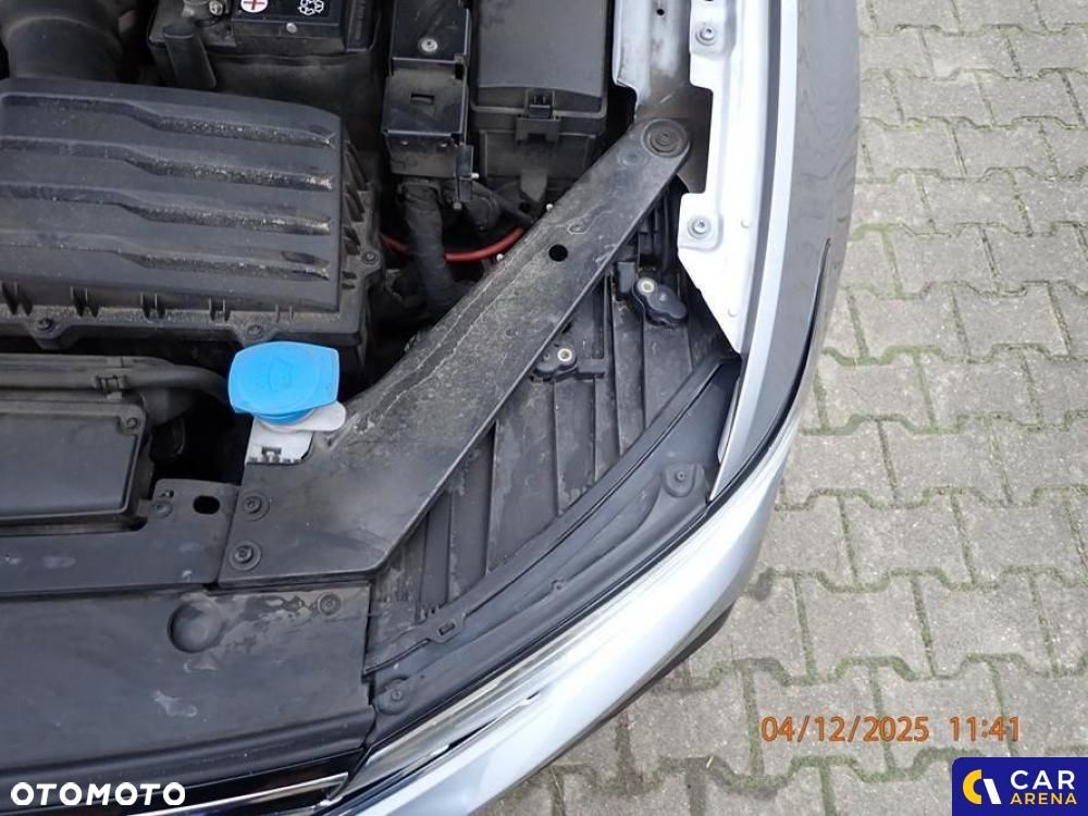 Volkswagen Passat - 29