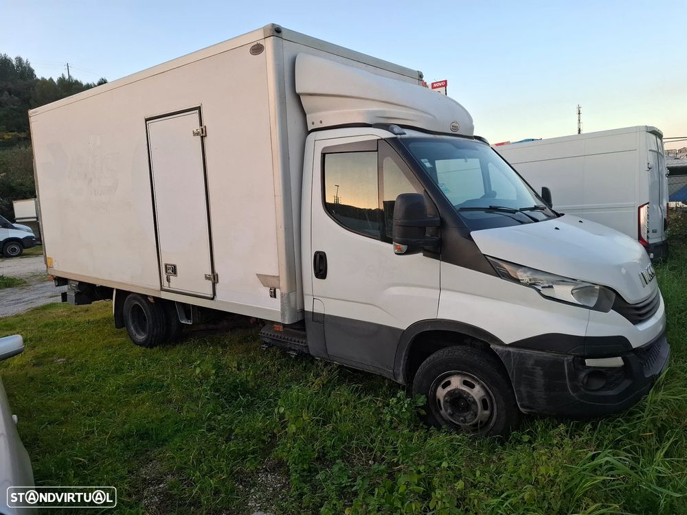Iveco Iveco 35.17 cx fechada com plat elevatoria - 1