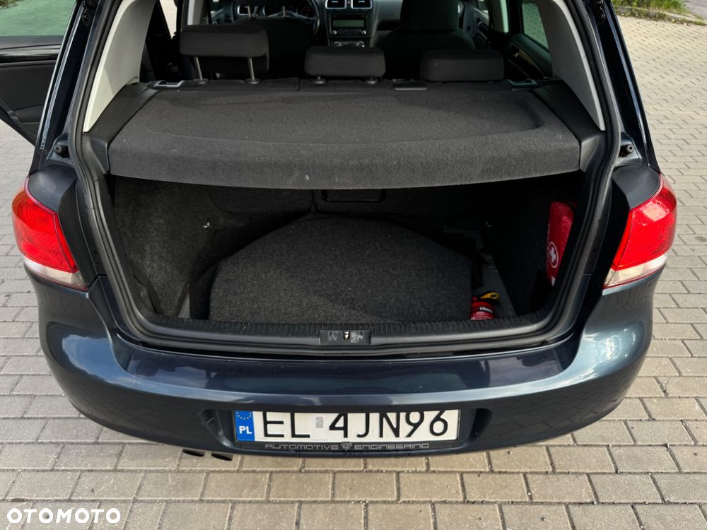 Volkswagen Golf VI 2.0 TDI Comfortline - 27