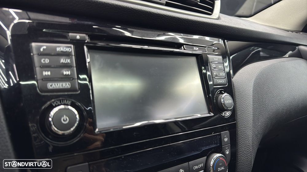 Nissan Qashqai 1.5 dCi TEKNA - 16