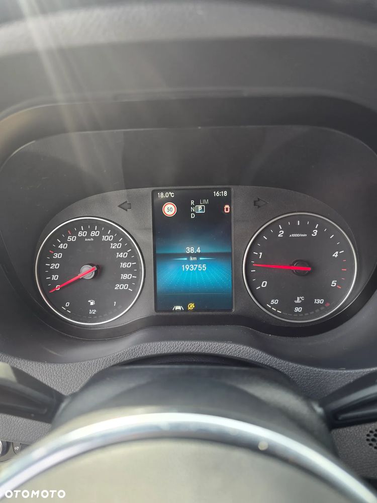 Mercedes-Benz sprinter - 14