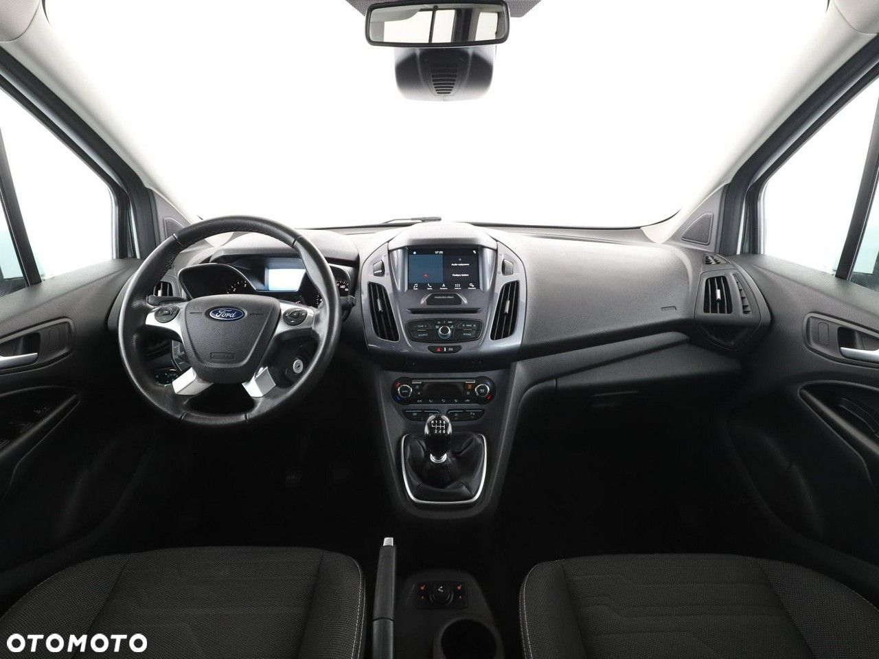 Ford Tourneo Connect Grand - 15