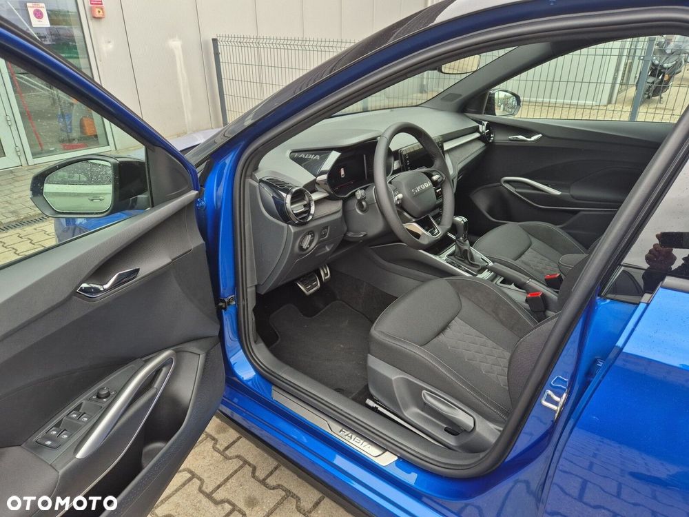 Skoda Fabia 1.0 TSI Monte Carlo DSG - 13