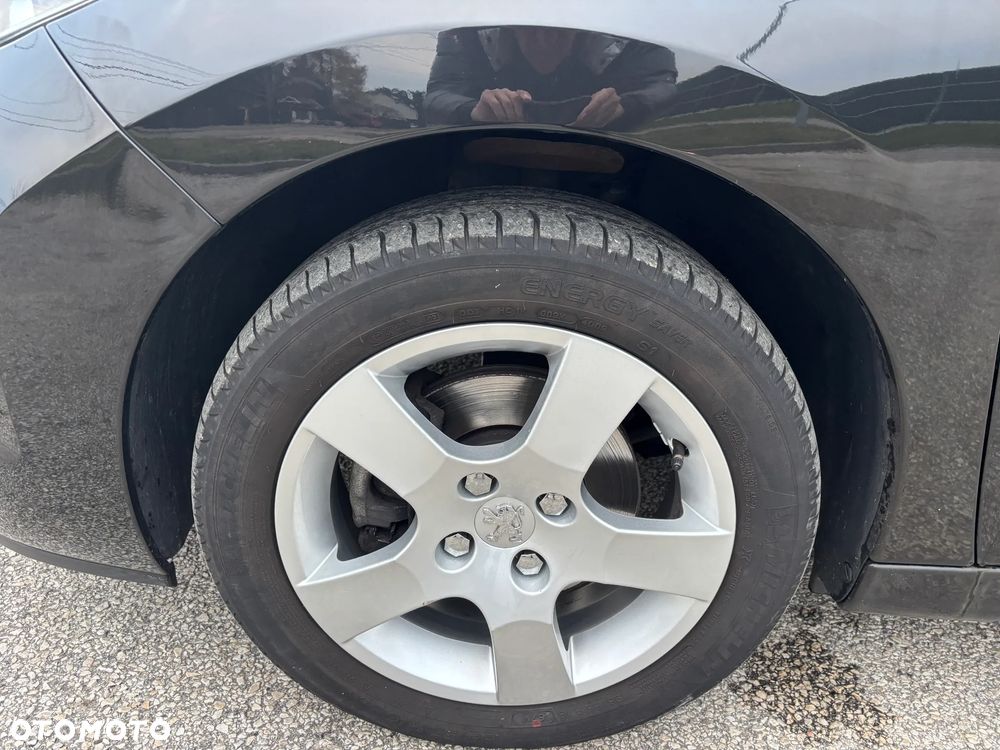 Peugeot 207 120 VTi Premium - 21