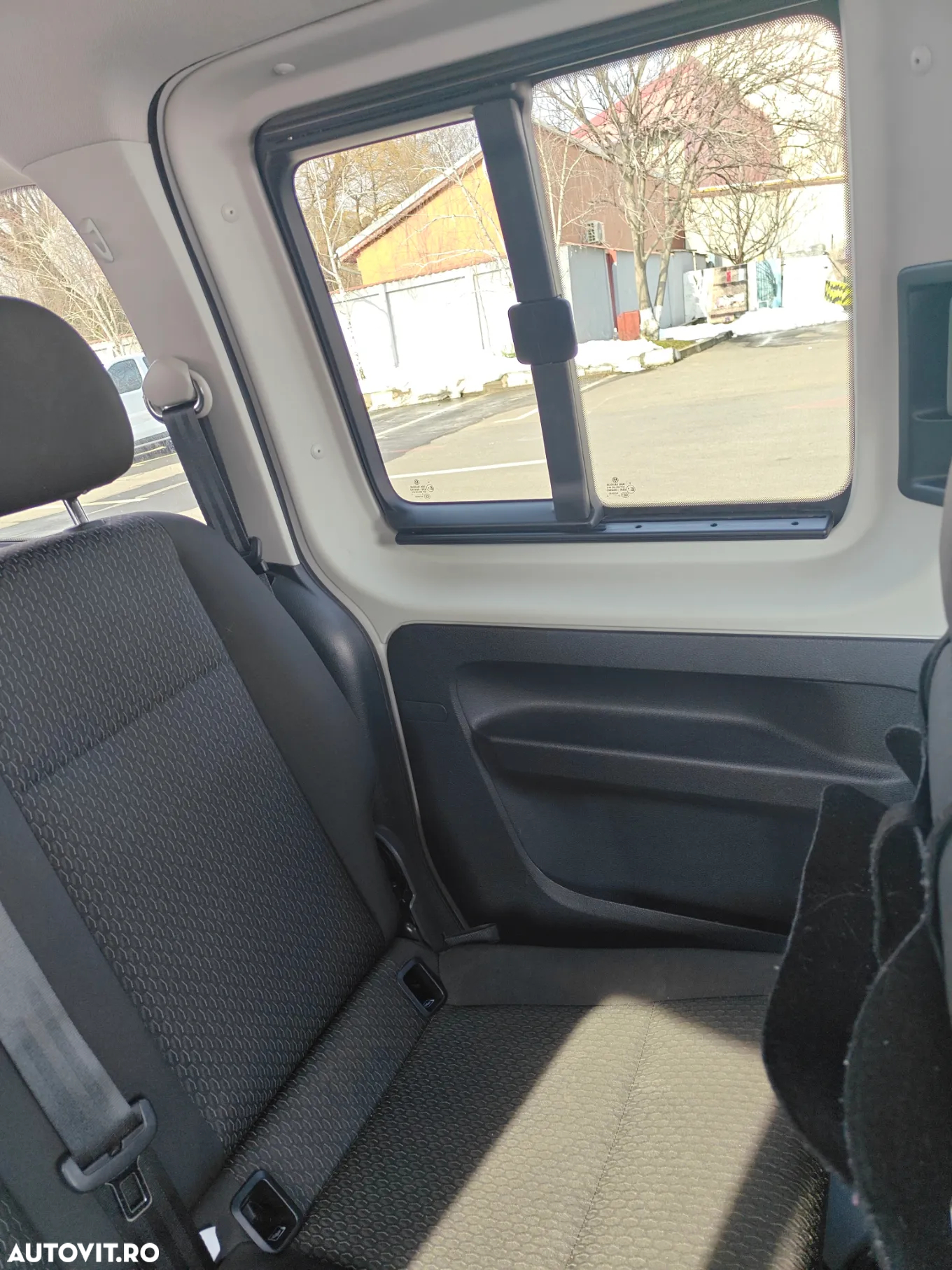 Volkswagen Caddy 2.0 TDI - 9