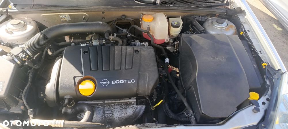 Opel Vectra - 8