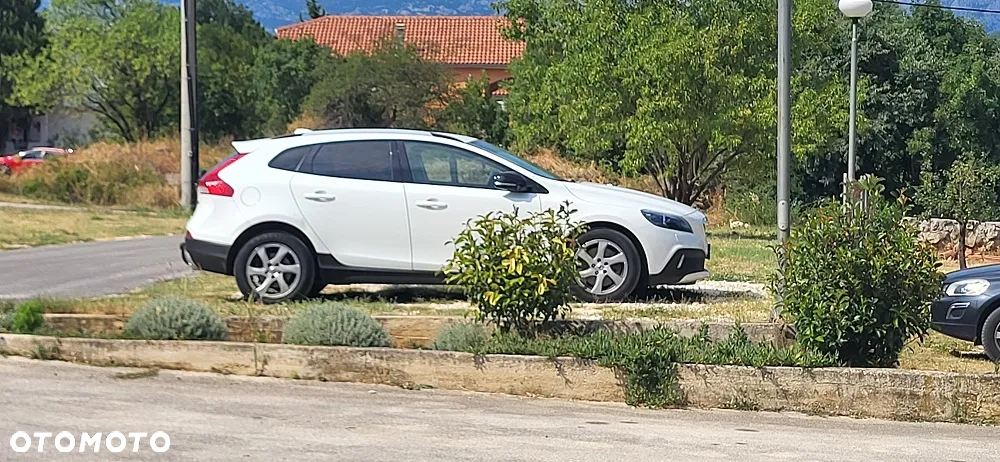 Volvo V40 D3 Momentum - 3