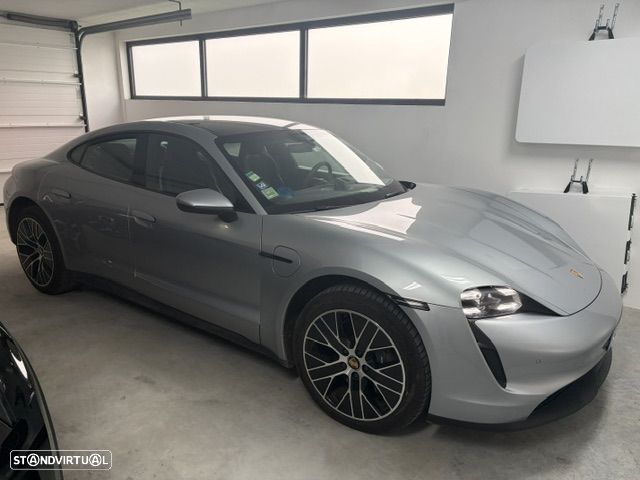 Porsche Taycan Standard - 1