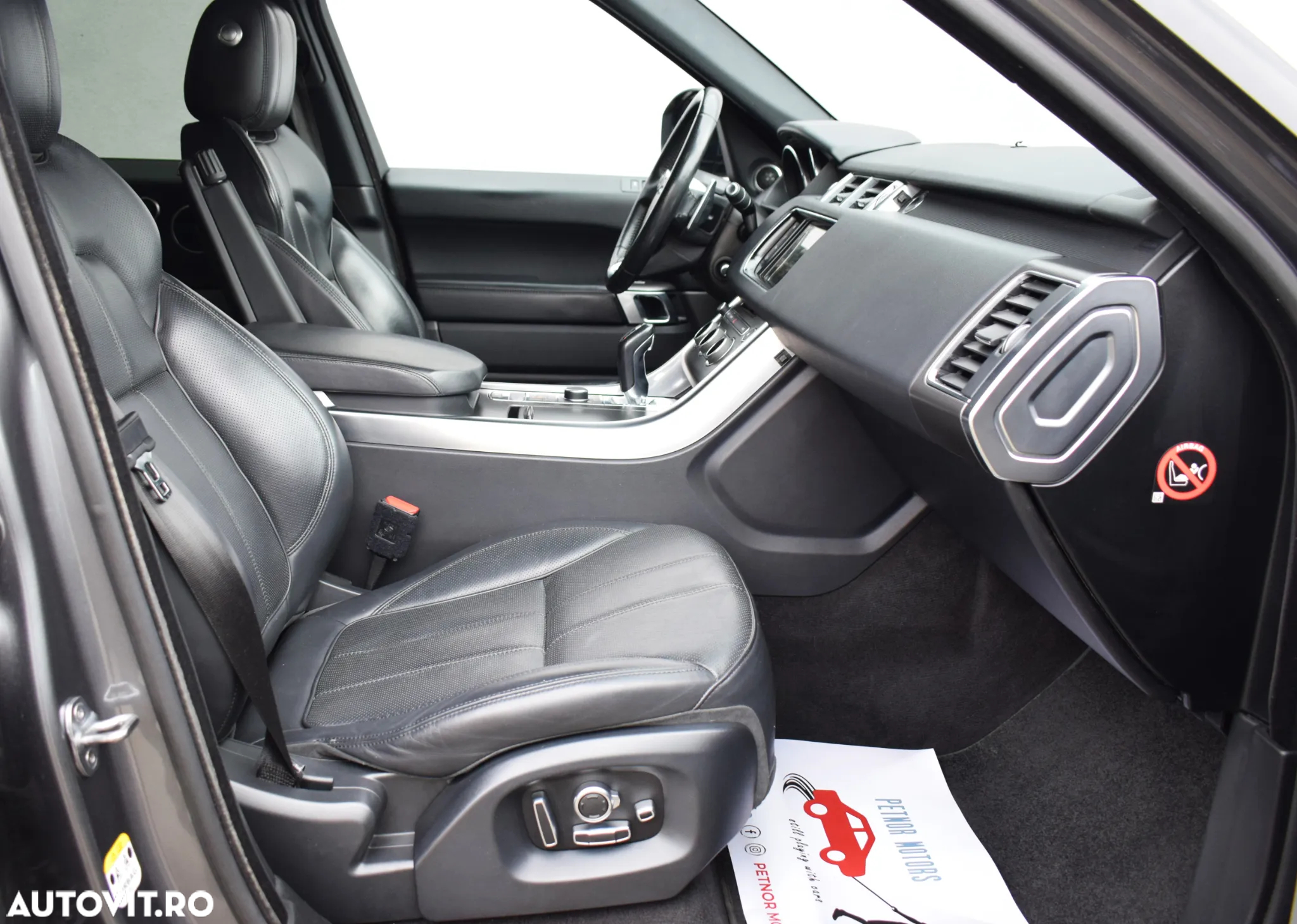 Land Rover Range Rover Sport 3.0 SDV6 HSE - 16