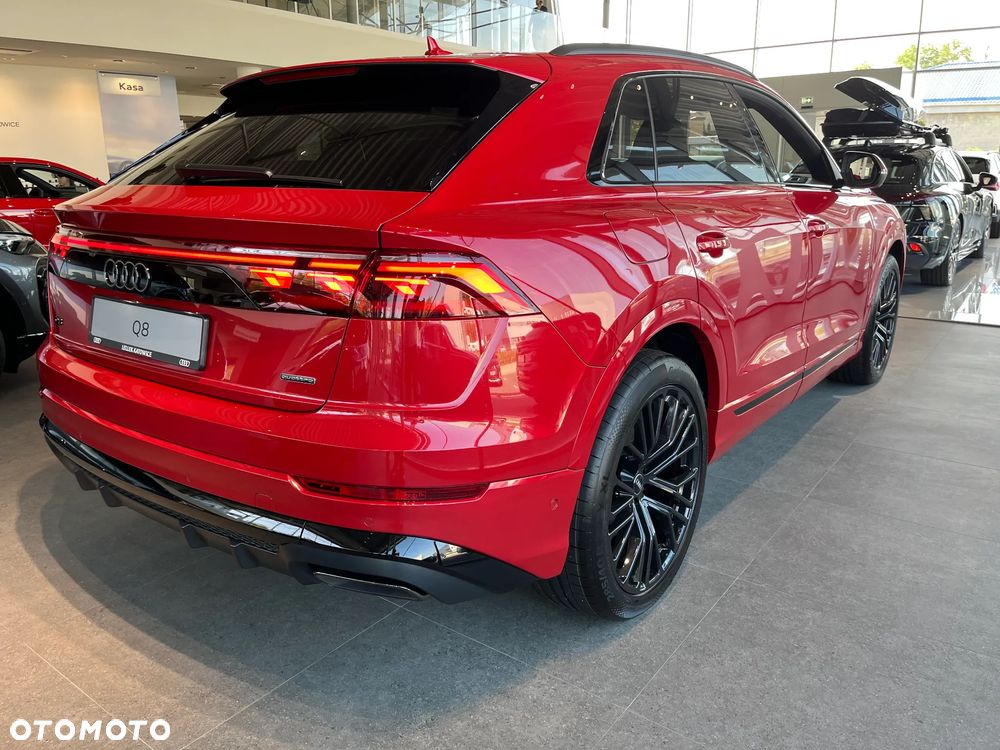 Audi Q8 - 7