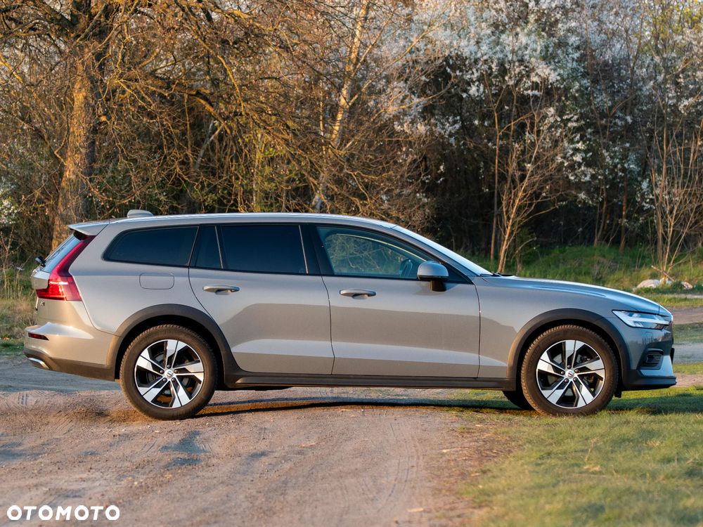 Volvo V60 Cross Country B4 D AWD - 5