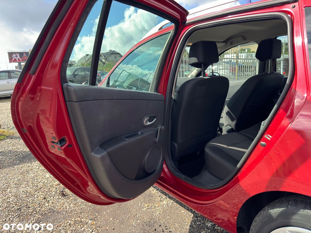 Renault Clio 1.2 16V Expression - 20