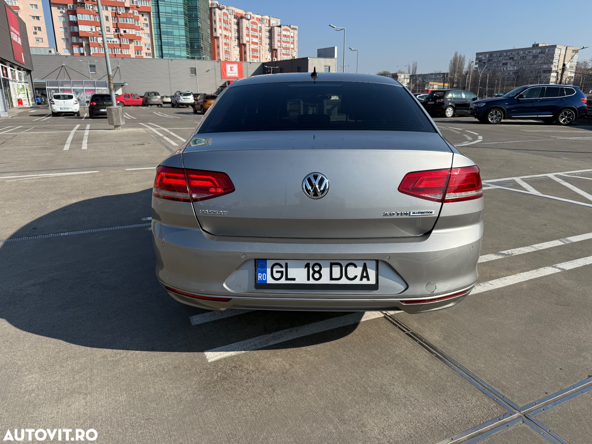 Volkswagen Passat Variant 2.0 TDI DSG (BlueMotion Technology) Highline - 4