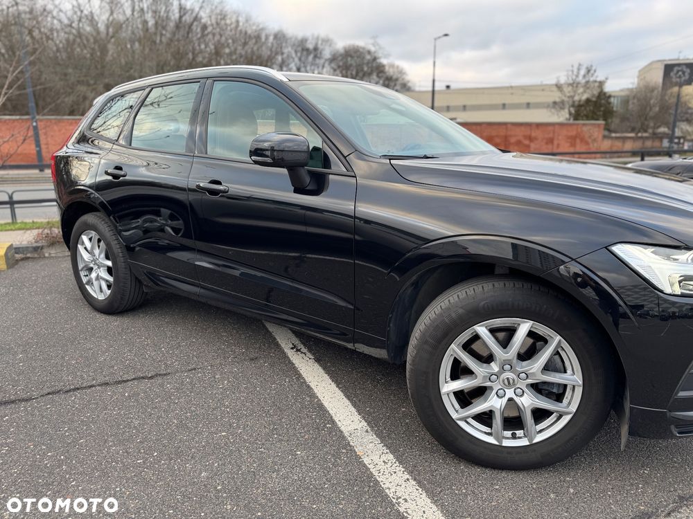 Volvo XC 60 T5 AWD Momentum Pro - 7