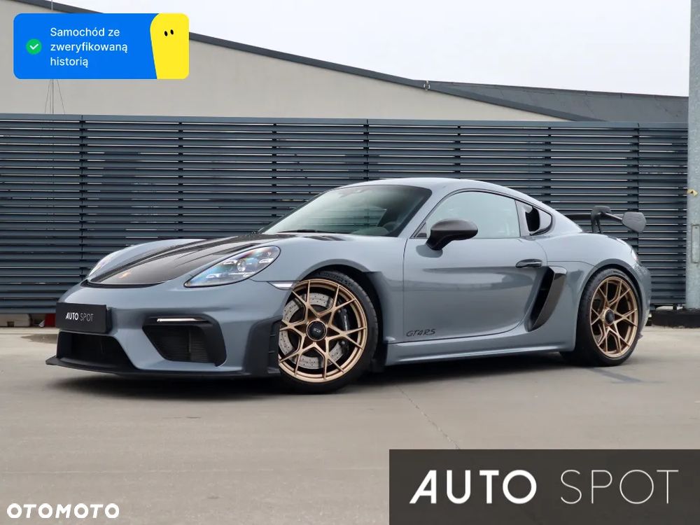 Porsche 718 Cayman GT4 RS - 1