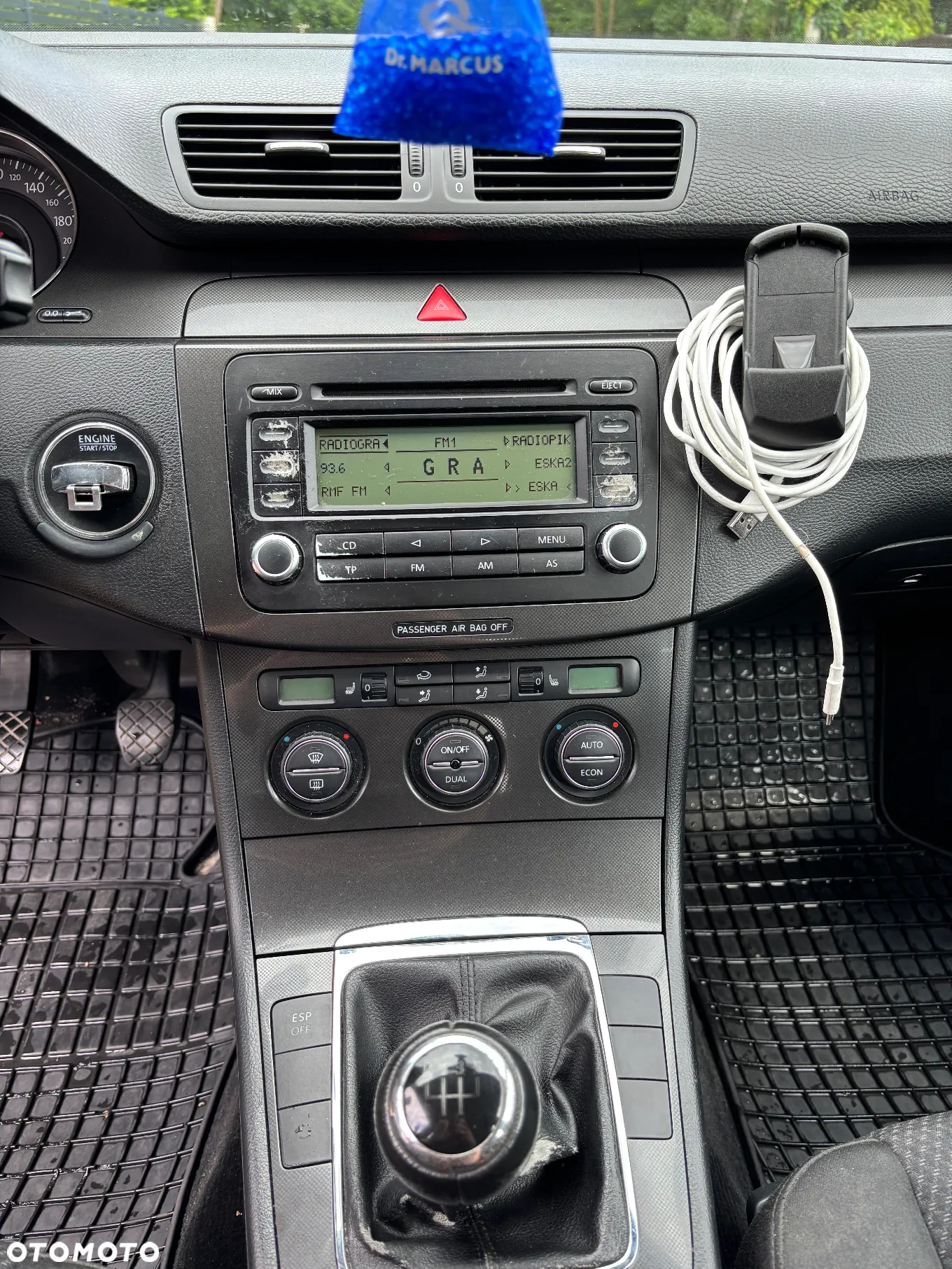 Volkswagen Passat 1.6 Trendline - 29