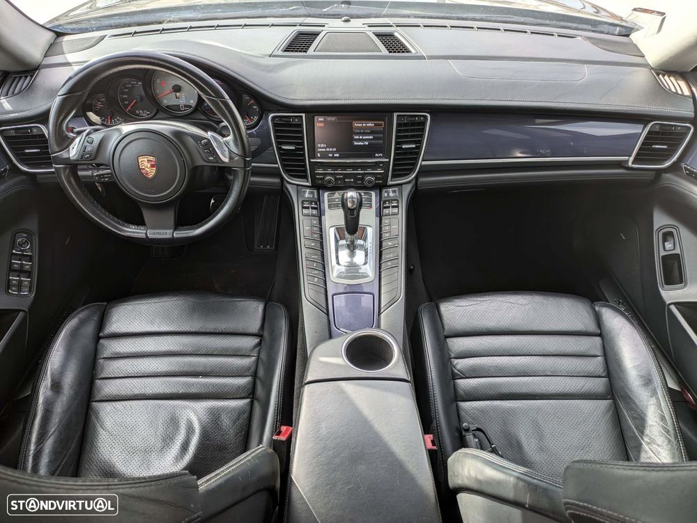 Porsche Panamera - 11
