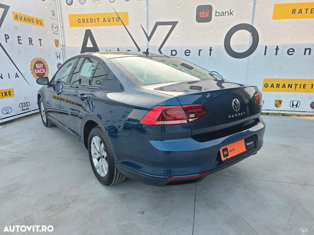 Volkswagen Passat 2.0 TDI SCR DSG Business - 4