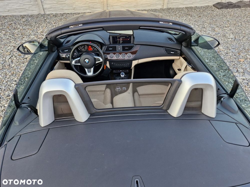 BMW Z4 sDrive23i - 35