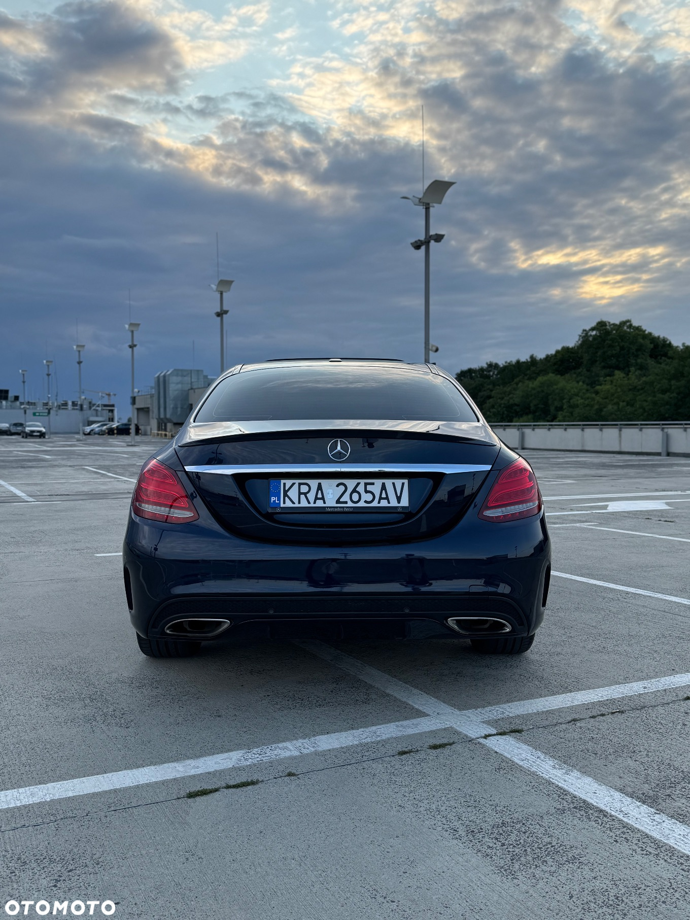 Mercedes-Benz Klasa C 300 T 9G-TRONIC AMG Line - 10