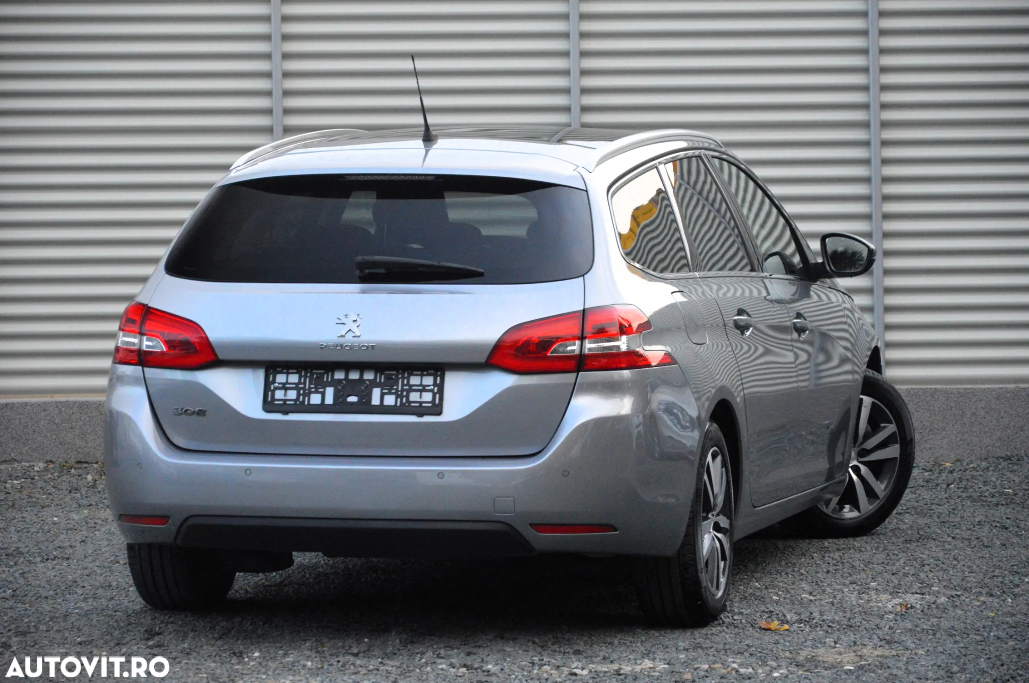Peugeot 308 - 4