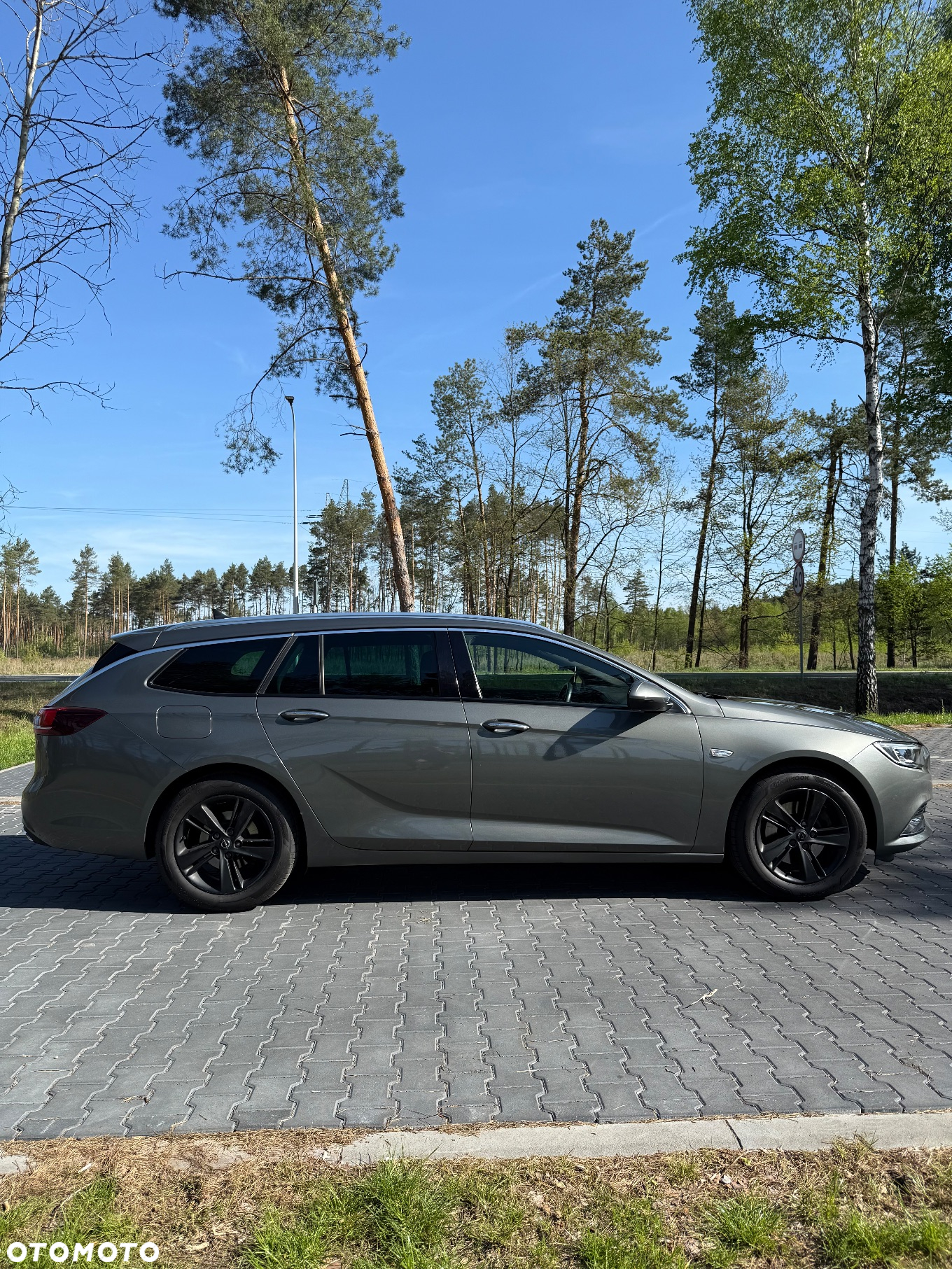 Opel Insignia - 11