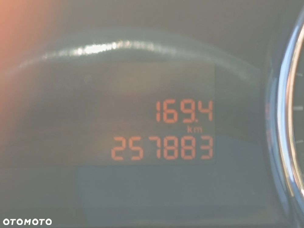 Peugeot 5008 2.0 HDi Active - 15