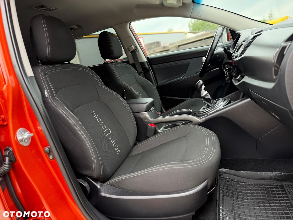 Kia Sportage 2.0 CRDI XL - 13