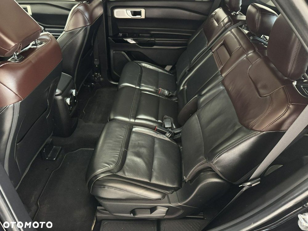 Ford Explorer - 20
