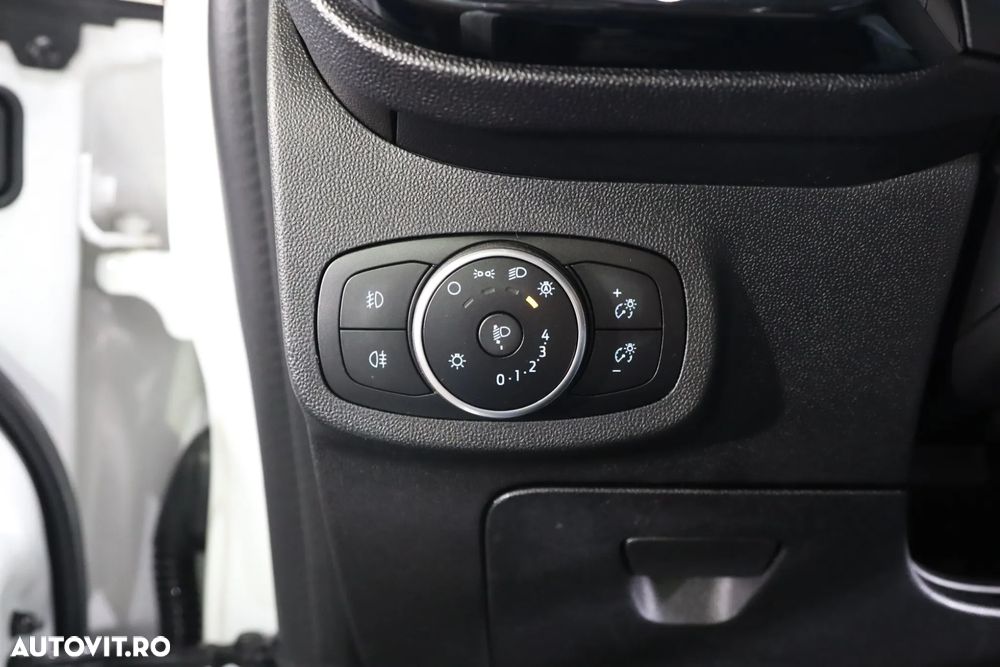 Ford Fiesta 1.0 EcoBoost Powershift Trend - 27