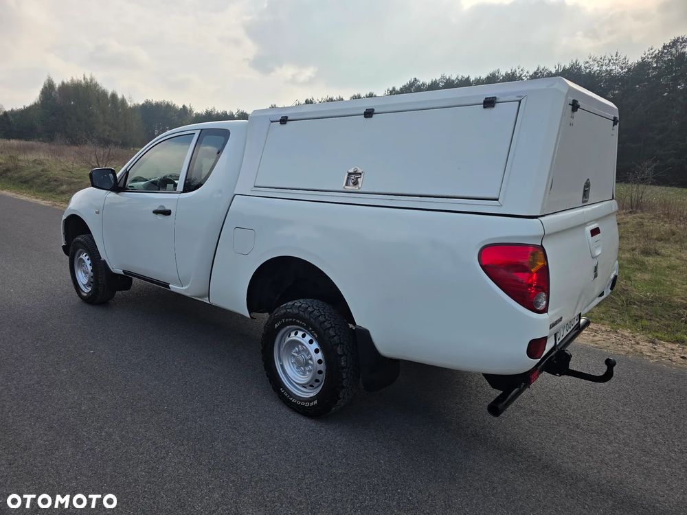 Mitsubishi L200 2.5 DID SC Inform - 6