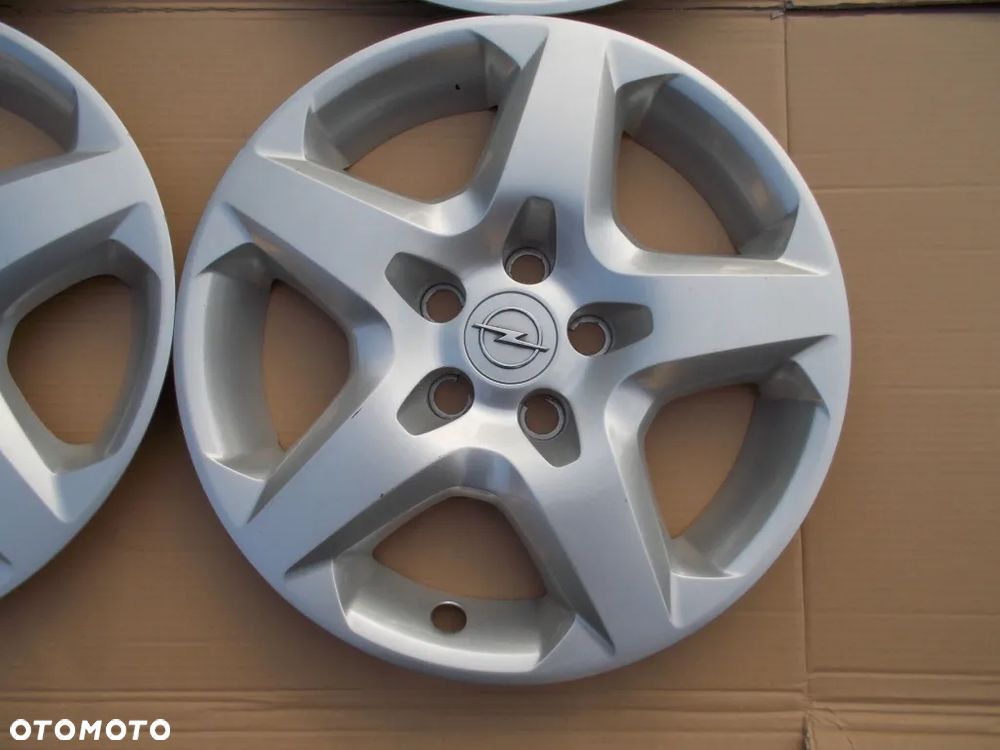 4x Kołpaki 16 Strukturalne Opel Astra H III Zafira B Vectra C Meriva A B 5x110 - 8