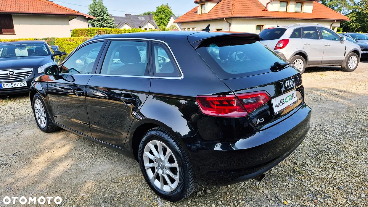 Audi A3 1.2 TFSI Sportback S tronic Ambiente - 17