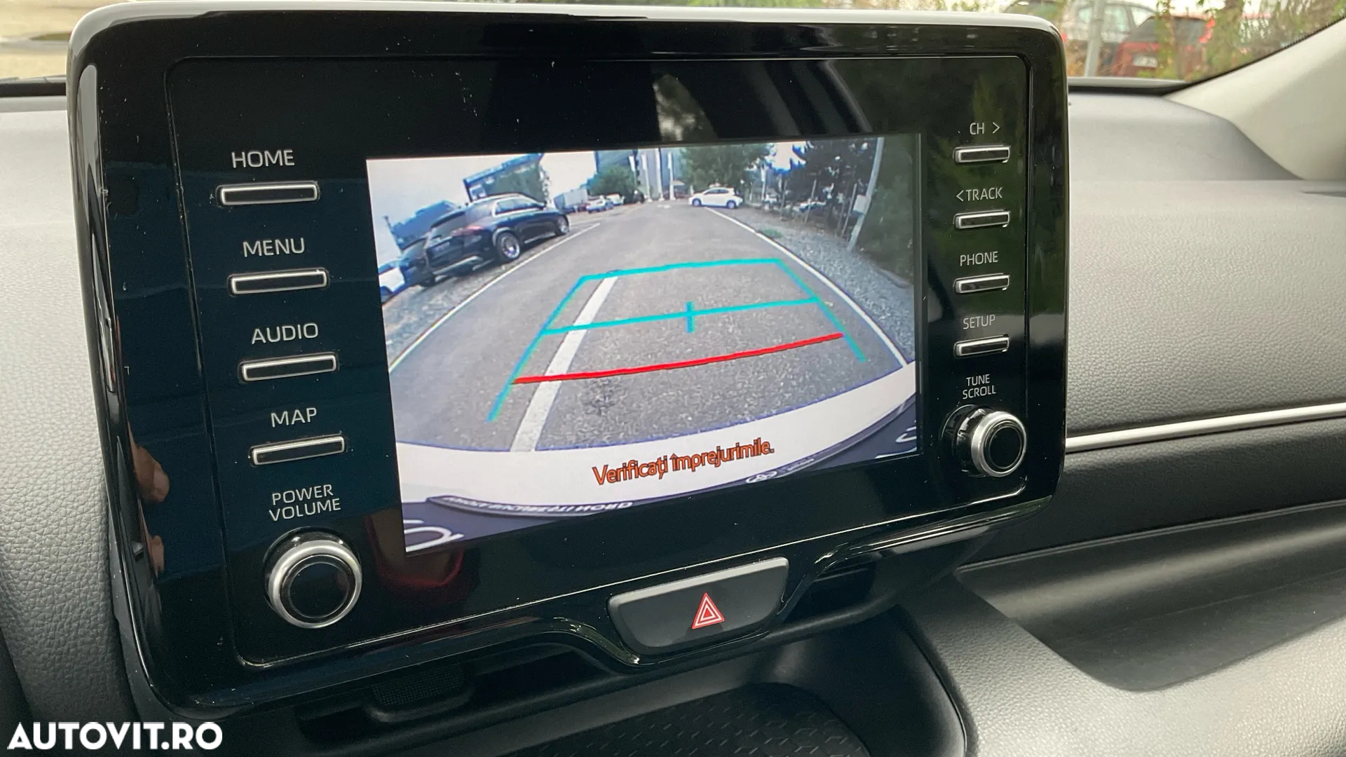 Toyota Yaris 1.5 VVT-i HSD Active - 30