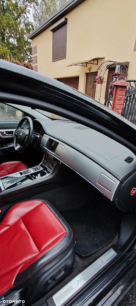 Jaguar XF 3.0 V6 D S Premium Luxury - 11