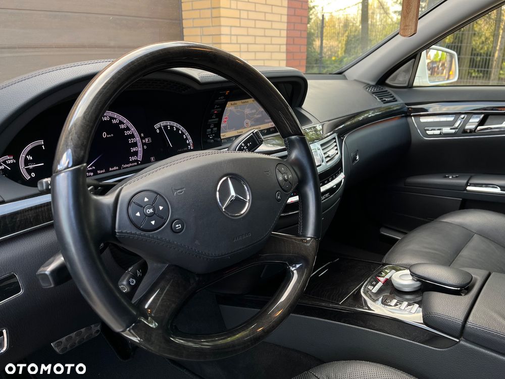 Mercedes-Benz Klasa S 500 L 4Matic BlueEFFICIENCY 7G-TRONIC - 25