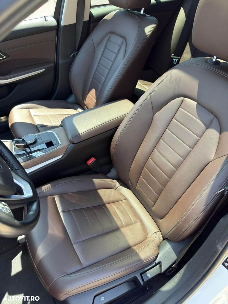 BMW Seria 3 320d xDrive AT MHEV - 12
