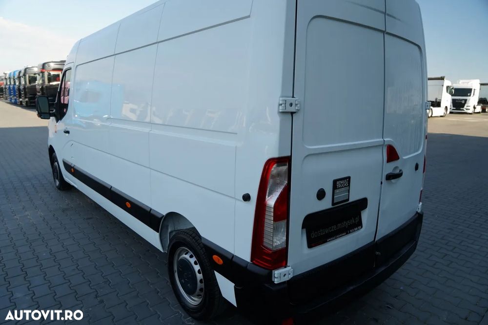 Renault MASTER / BLAZER / PANEL / 2023 - 11