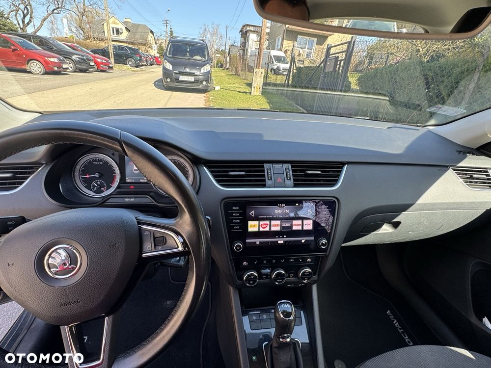 Skoda Octavia ver-1-6-tdi-dsg-style - 3