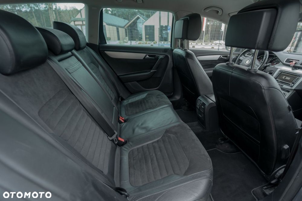 Volkswagen Passat 2.0 TDI Highline DSG - 11