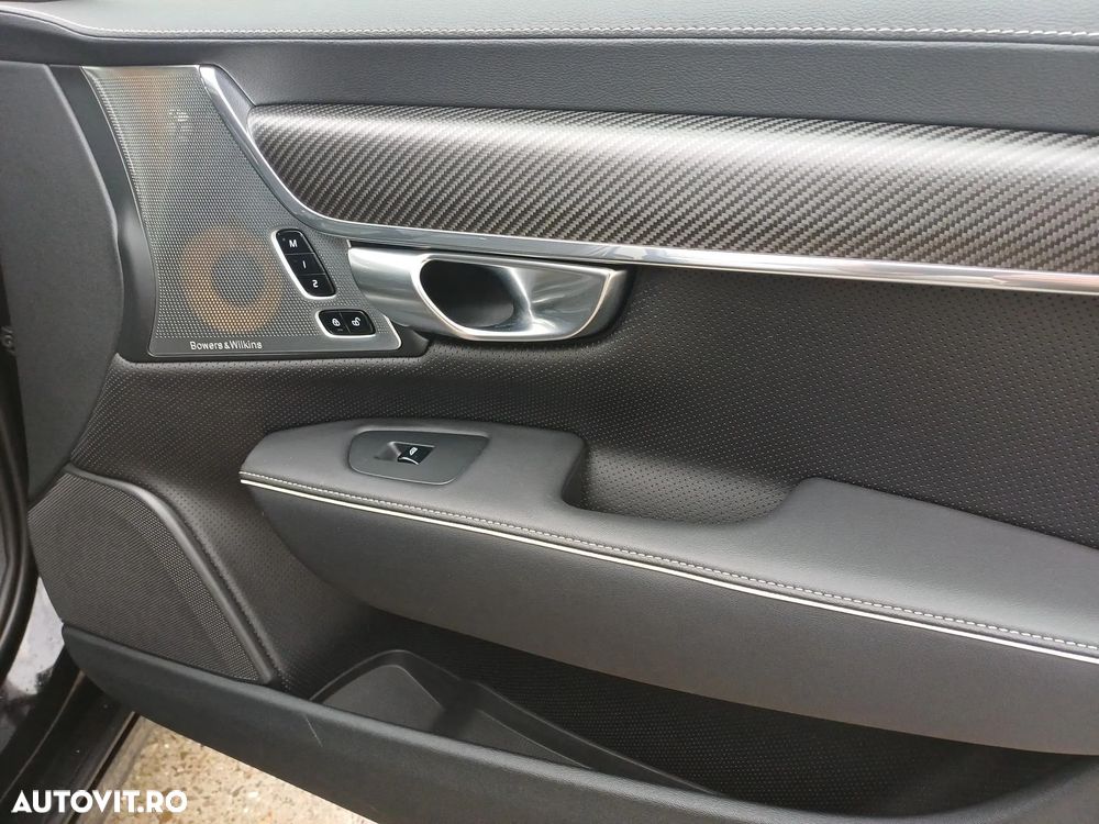 Volvo S90 T8 Twin Engine AWD Geartronic Inscription - 29