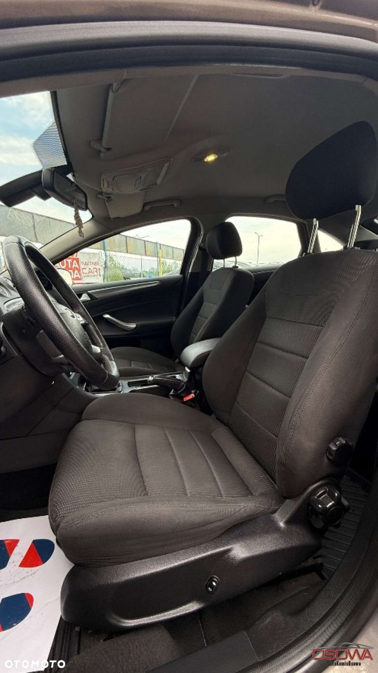 Ford Mondeo - 19