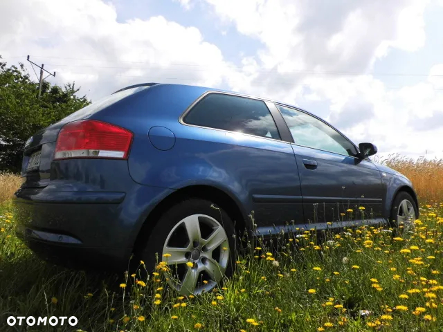Audi A3 1.6 Attraction - 10